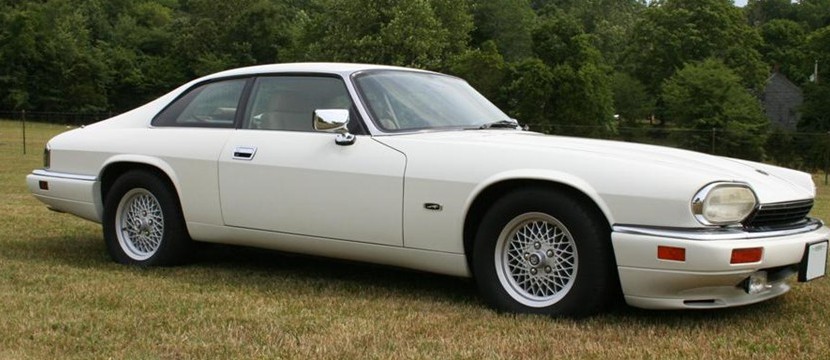STLSCC Compliments of Jaguar Club Members