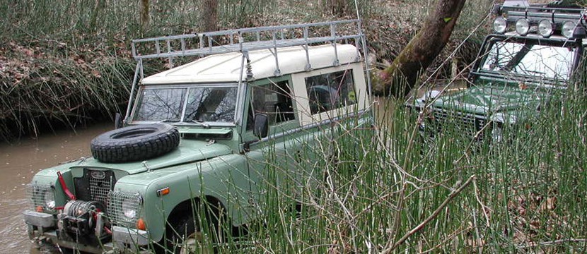 STLSCC Compliments of Land Rover Club Members